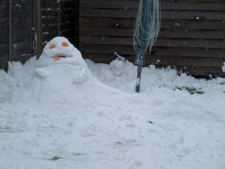 Illustration for article titled Fun and Fantastical Snowmen to Make Your Winter Bright
